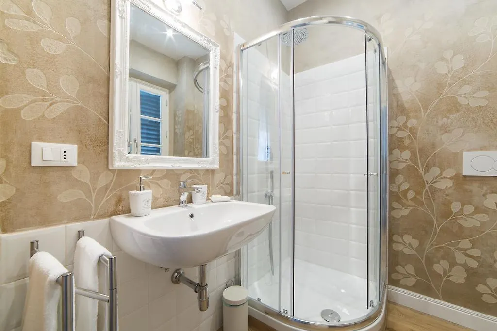 Central Station Lovely Apartment Florencia