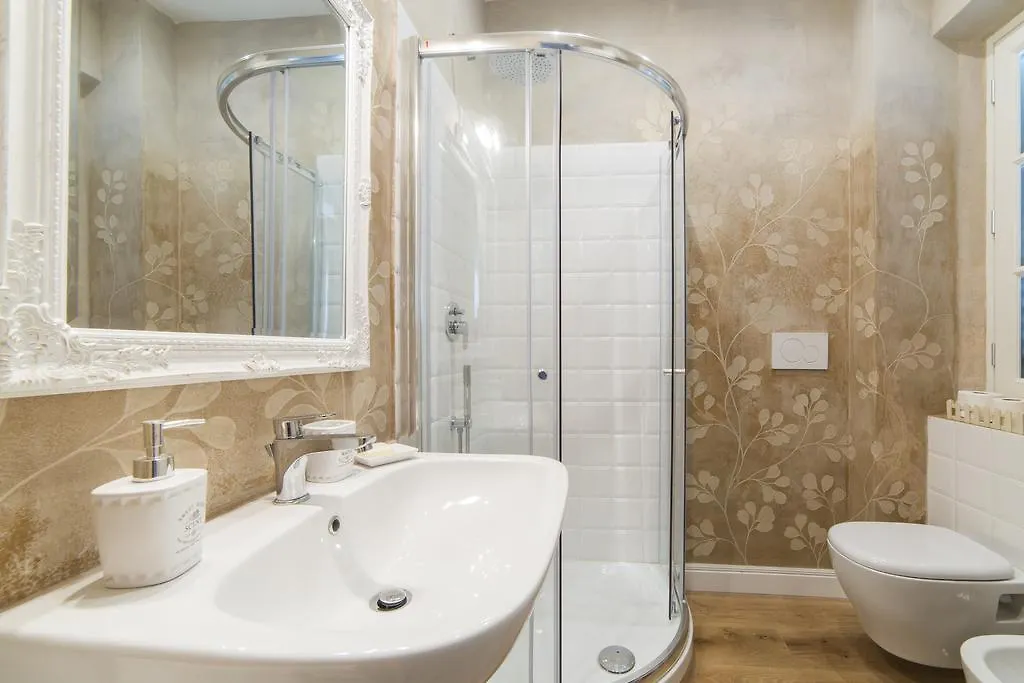 Central Station Lovely Apartment Florencia